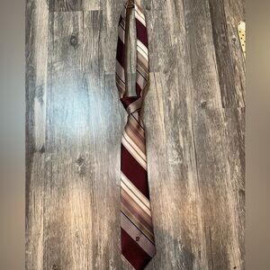 Pierre Cardin Paris New York Silk Neck Tie – Burgundy & Tan Diagonal Stripe